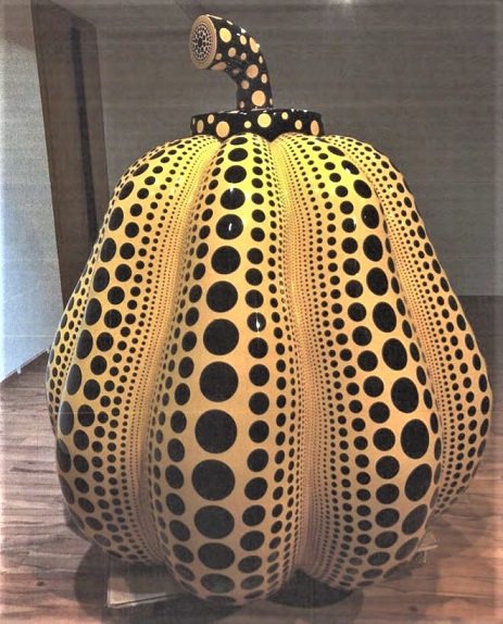 Photo of the stolen Kusama pumpkin