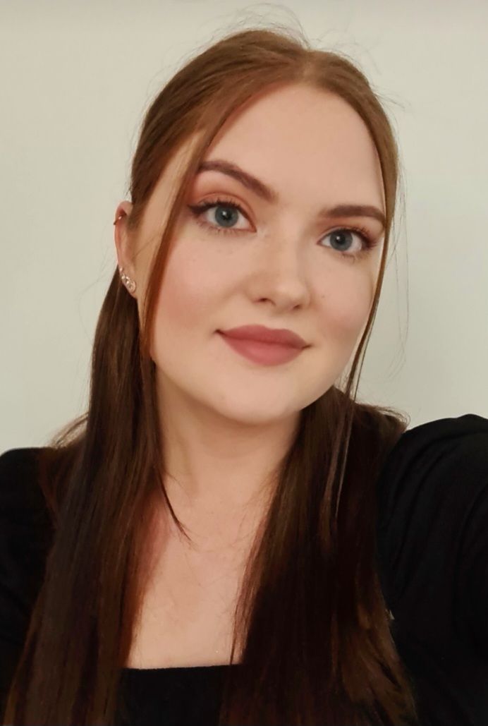 Photo of Stephanie smiling at the camera