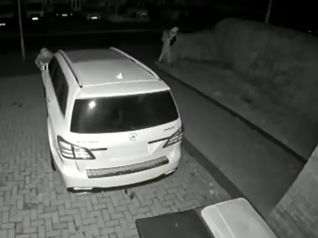 Kisskiss and Sarkis exploiting keyless technology to steal a white Mercedes